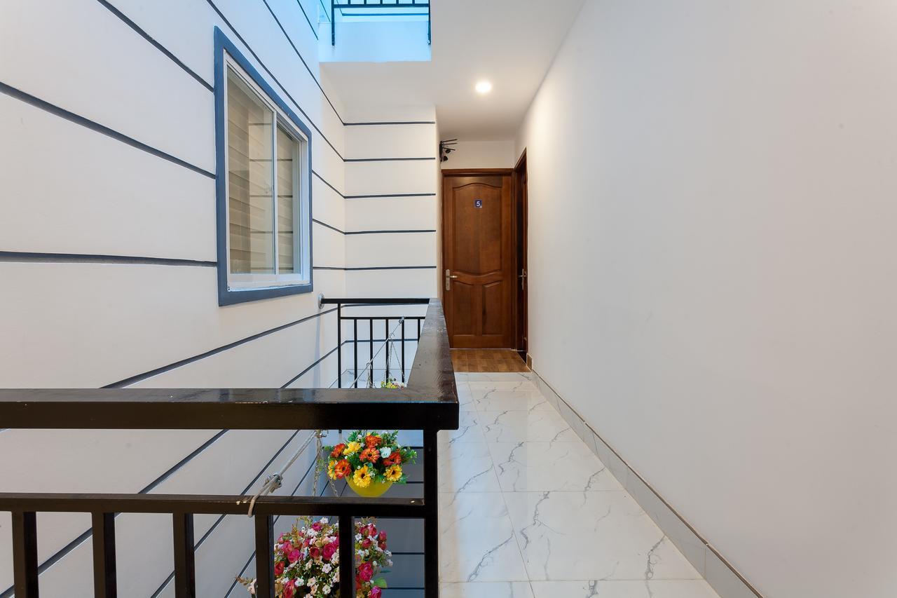 Auhome Minimalist Apartment Хошимін Екстер'єр фото